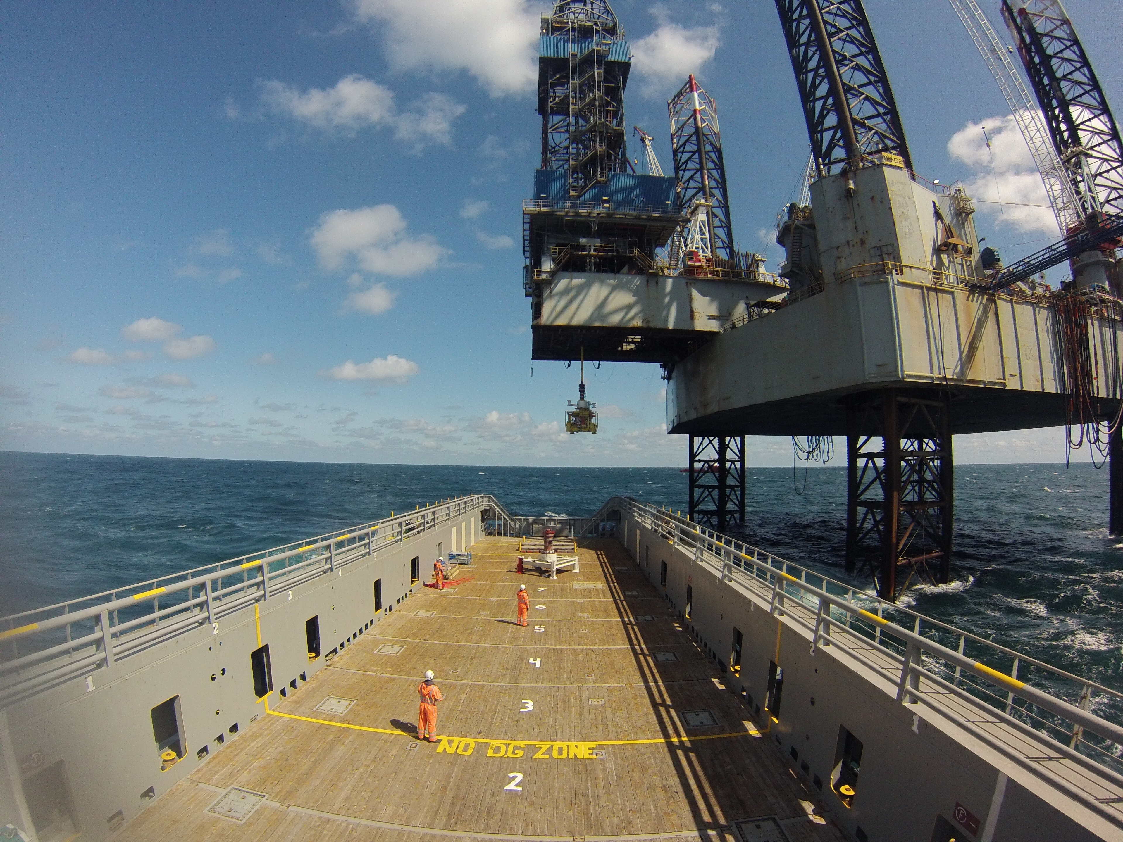 Subsea installation - supplyvessel