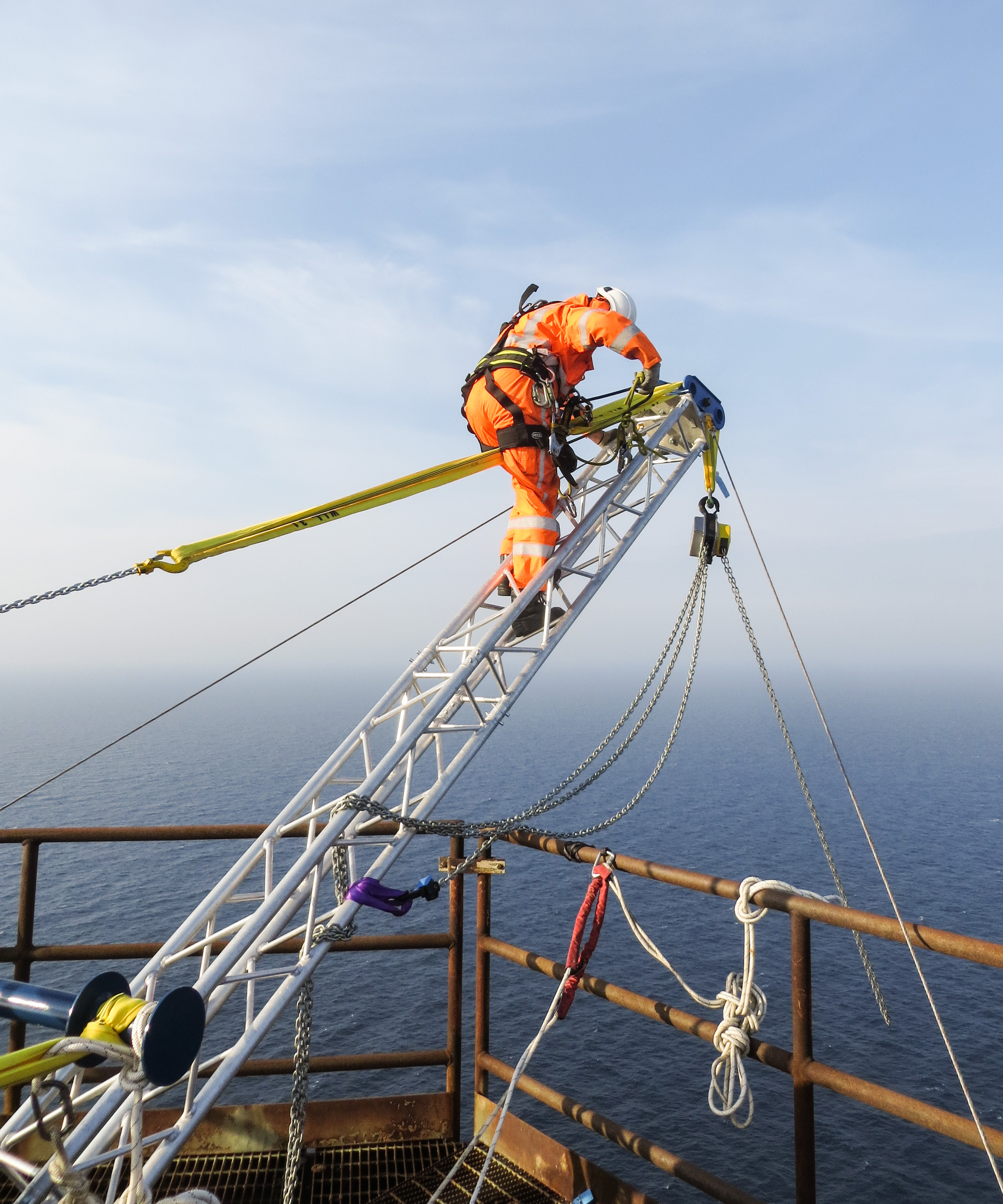 Offshore flare tip replacement Dana Hanze North Sea