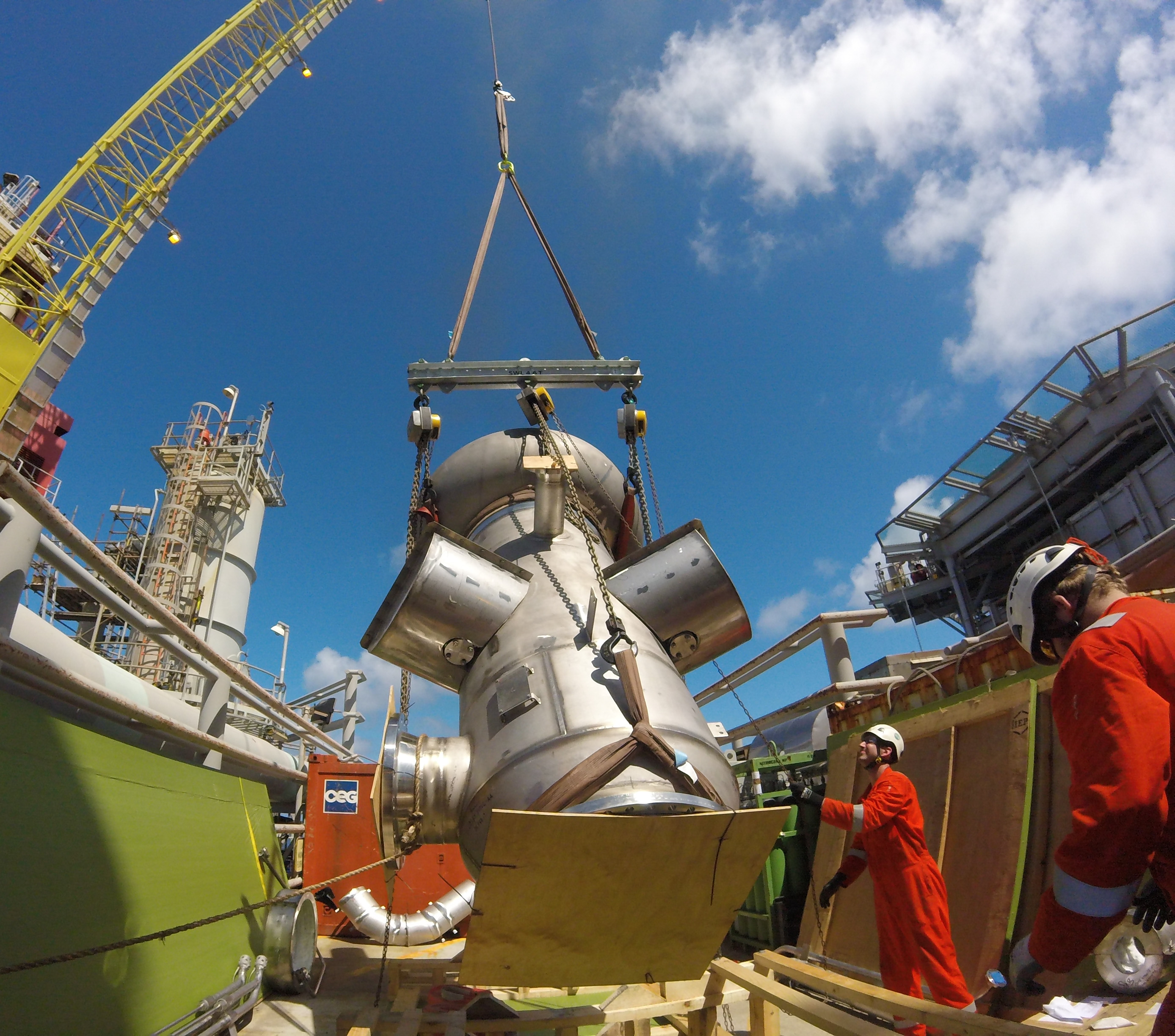 Offshore flare tip replacement Malampaya