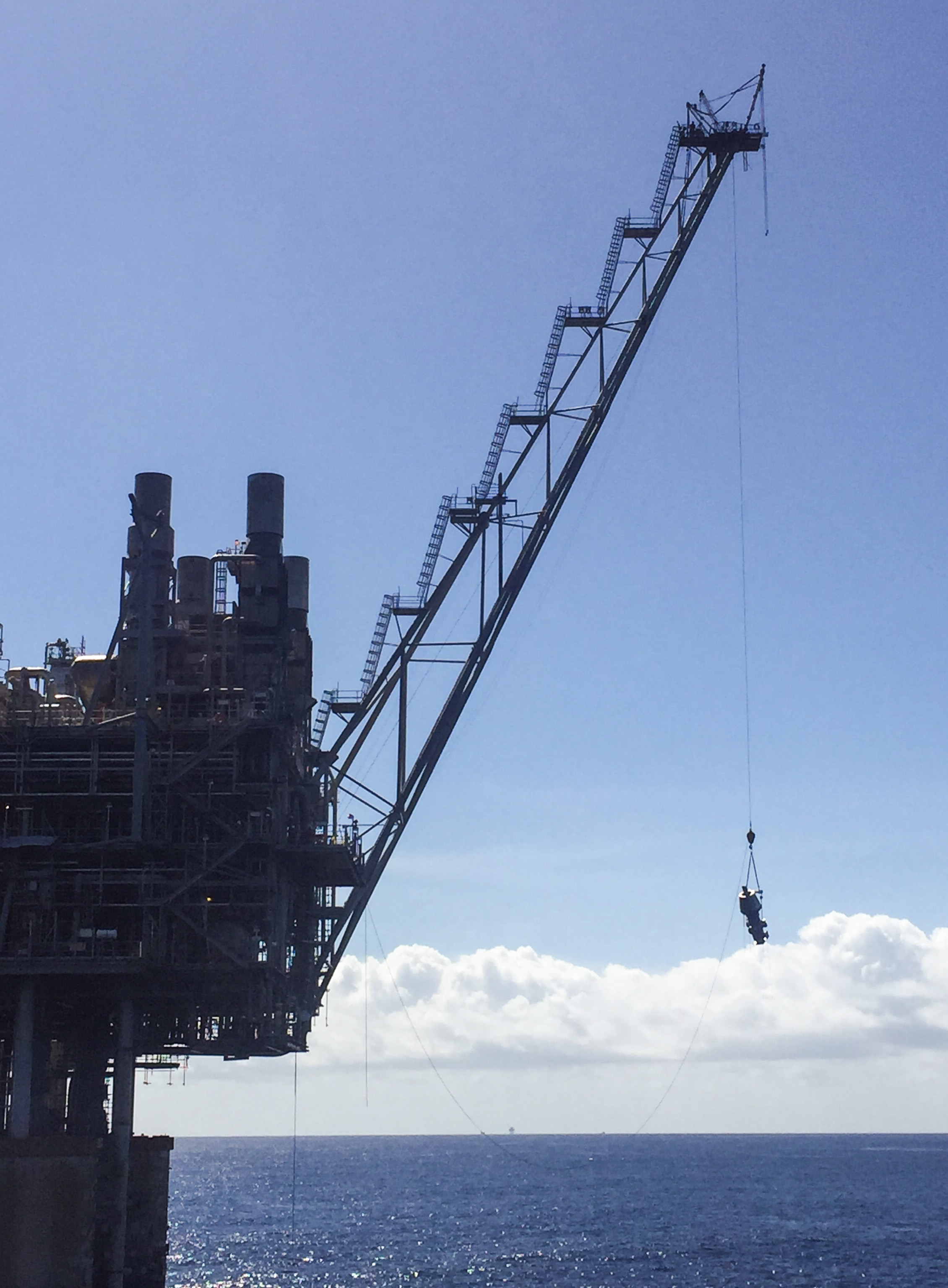 Offshore flare tip replacement Malampaya