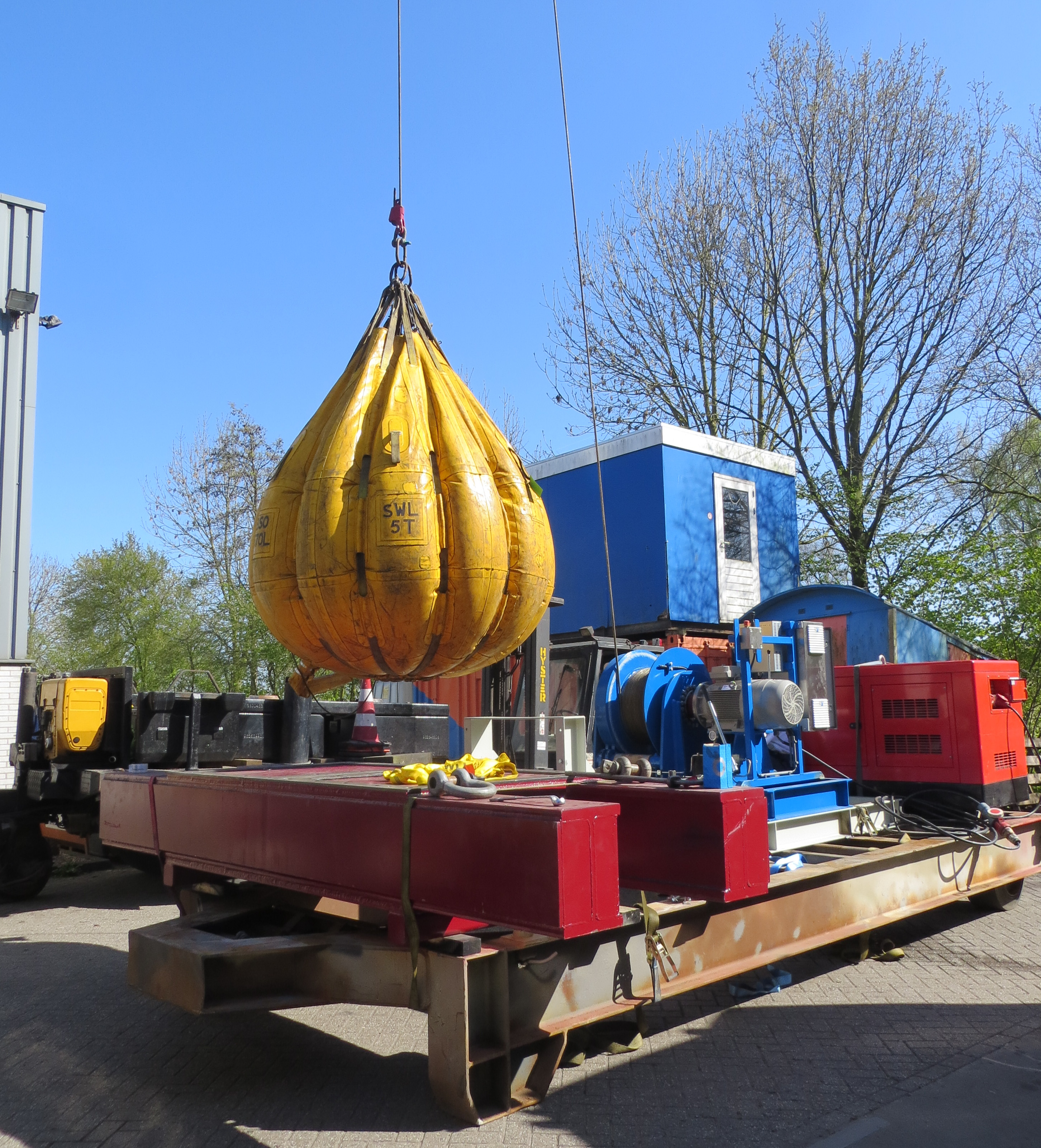 Load test lifting equipment